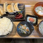 肉汁餃子のダンダダン 橋本店 - 