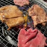 焼肉 朧 - 