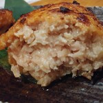 府中日本酒バルTOKUTOUSEKI - 自家製つくね断面