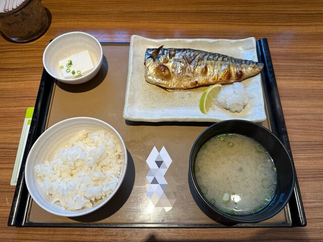 Yayoi Ken Ikebukuro Gekijodori Ten