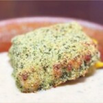 北海道产真鳕鱼的Brese香草面包粉烤~北海道产薰衣草的香味~