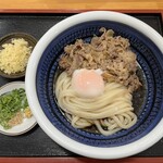 Menshou Kusugami - 温玉肉ぶっかけうどん(冷)