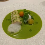 La Vallee d'Or - ズッキーニをまとった鯛のハーブソース