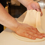 タヴェルナ・エ・ピッツェリア　サルーテ - ピッツァ生地