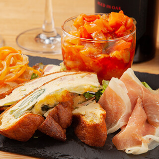 タヴェルナ・エ・ピッツェリア サルーテ_1