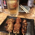 秋元屋 - ももと皮とぼんじりだったか？