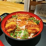 Neo 和Dining MiRAI - 豚角煮カツ丼　みそ