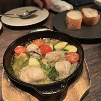 grigio la tavola - 