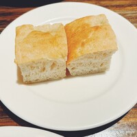 grigio la tavola - 
