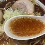 丸 中華そば - スープ
