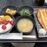 Fukuriki - お昼の定食（ホッケの開き）