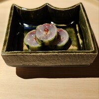 温石 - 歯ざわりしっとりの鯵。梅肉がこれでもかと会います。