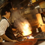 バール エ ターヴォラ カルダ ラ・ジョストラ - 右腕