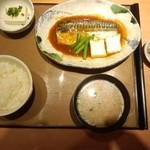 やよい軒 阪急池田店 - 鯖味噌煮定食