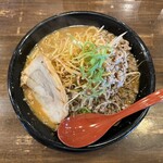 マルキン本舗 - 料理写真:辛ネギ味噌ラーメン＋チャーシュートッピング