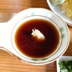 本田 - あたたかい天つゆ
      大根おろし・おろし生姜つき