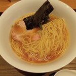 横浜 らぁ麵 めだか堂 - 麺