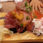 浜焼き海鮮居酒屋 大庄水産 - 寿司こぼれ盛り