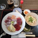 Washunsai Kouetsu - 海鮮丼（ご飯多め無料）とミニうどん1,000円
