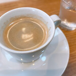 元町ケーキ - コーヒーはマシン抽出ですが300円