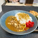 なんか喰ぃ亭 - 辛いシーフードカレー(特盛り)