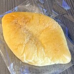 ブーランジェリー モリモリ - ココナッツクリームパン
