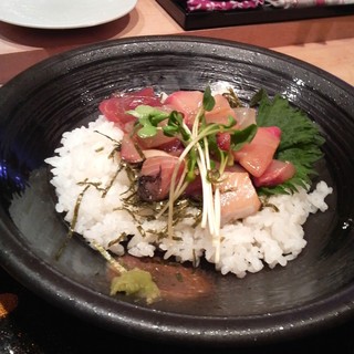 大阪駅でおすすめの美味しい海鮮丼をご紹介 食べログ