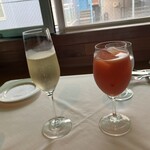 夏目亭 - スパークリングワイン　ブラットオレンジジュース