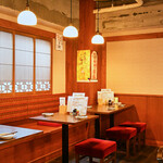 おでんと酒 十 - テーブル席