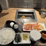 Yakiniku Raiku - 