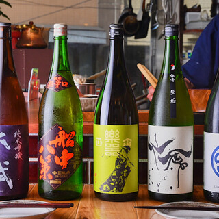 根據季節更換的 【日本酒】 約有9種◆與關東煮也十分搭配