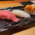 睦月処　穂寿美 - 中トロ・イカ・雲丹