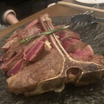 Meatbistro HIGHTAIL - Tボーンステーキ