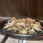 焼肉&手打ち冷麺 二郎 KANAYAMA - 