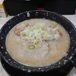 一山家 - 特製ラーメン