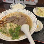 四川料理・蘭州ラーメン 牛王 - 料理写真: