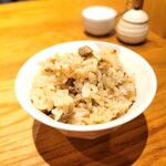 うどん平 - かしわめし。上品なお味、美味しい。