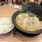 昴 - 全部載せラーメン！？