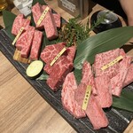 炭焼肉 石田屋。 - 