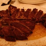 ベンジャミンステーキハウス - 熟成肉のステーキ（500ｇほどあるらしい）