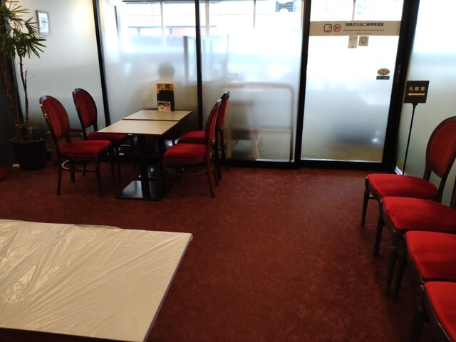 Kissa Shitsu Renoir Ichigaya Eki Mae Ten photo 4