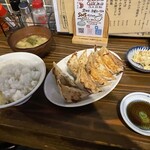 Sakeshokudou San - 燦の餃子定食