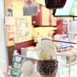 サーティワンアイスクリーム アメリア稲城ショッピングセンター店 - 《ボーノ！クアトロフォルマッジ》《ワールドクラスチョコレート》