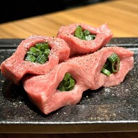 中目黒焼肉 登牛門 - 