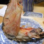 華ぶさ - 頭は塩焼きに