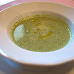 「レッジェーロ」（2,000円） スープ。