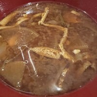 囲炉裏料理 うな革 和なり - 大盛り具だくさん豚汁