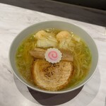 Ramen KURUMU - 海老ワンタン麺1100円（2個）