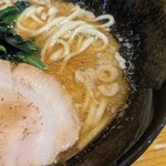 違う家 - 家系鯛ラーメン　アップ