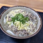 かしむらうどん - 肉玉子とじうどん小（600円）